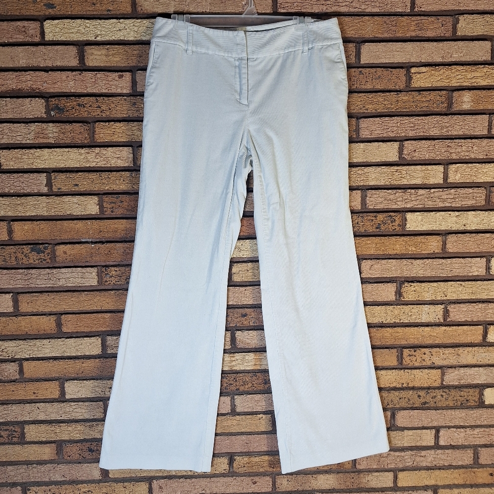 Ann Taylor Size 8 Cream Corduroy Wide Leg Pants